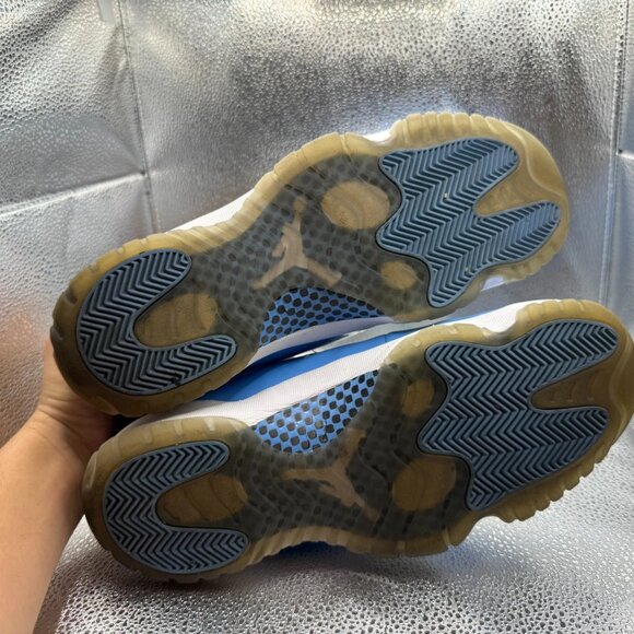 Size 10.5 Air Jordan 11 Retro White University Blue Mens‎ Sneakers 528895-106 main image 10